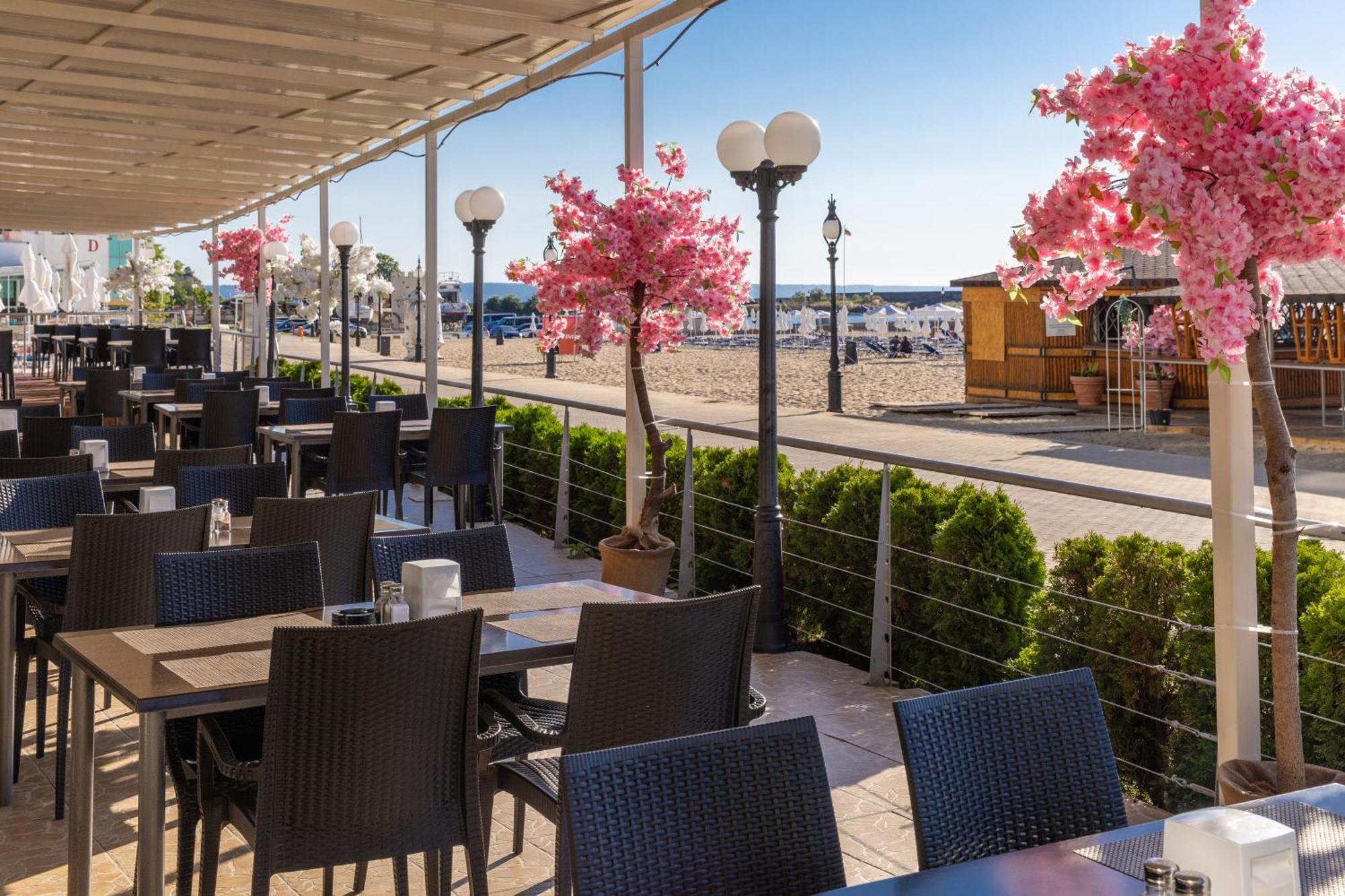 Berlin Golden Beach Hotel - All Inclusive Goldstrand Exterior foto